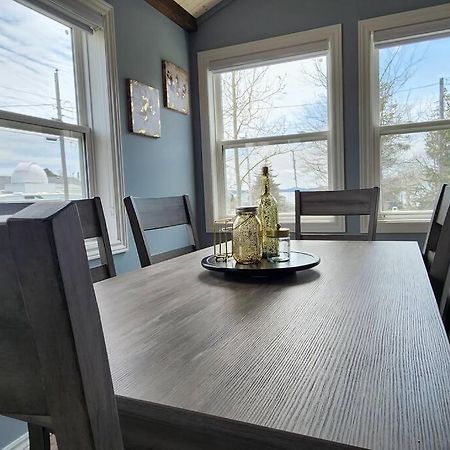 Family Ties Vacation Home - Rossy House Twillingate Exterior photo