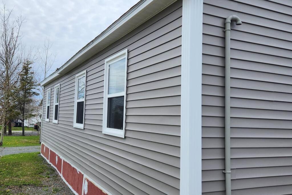 Family Ties Vacation Home - Rossy House Twillingate Exterior photo